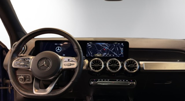 MERCEDES-BENZ GLB 220 d AMG Line 4 MAT.
