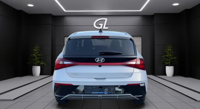 HYUNDAI i20 1.0 T-GDi Amplia DCT