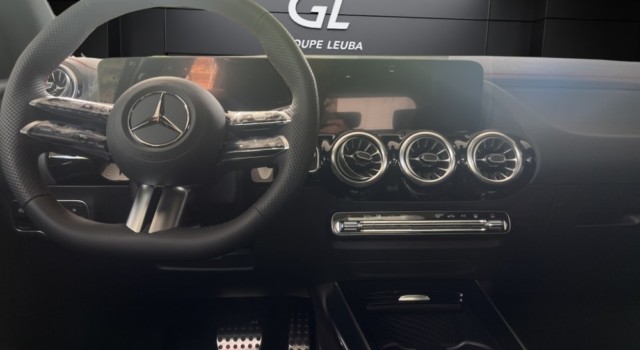 MERCEDES-BENZ EQA 350 66,5 kWh 4Matic Excellence