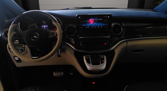MERCEDES-BENZ V 300 d extralang 9G-Tronic