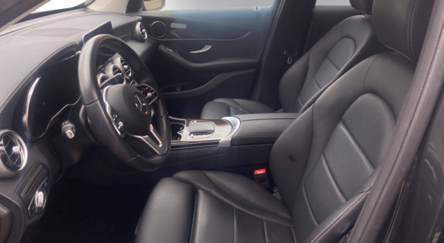 MERCEDES-BENZ GLC 300 e AMG Line 4Matic