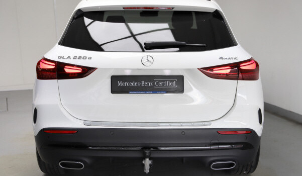 MERCEDES-BENZ GLA 220 d 4Matic 8G-DCT