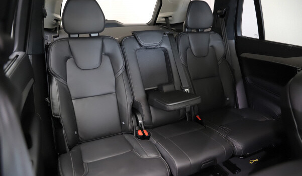 VOLVO XC90 T8 eAWD PluginHybrid Ultra Dark Geartronic