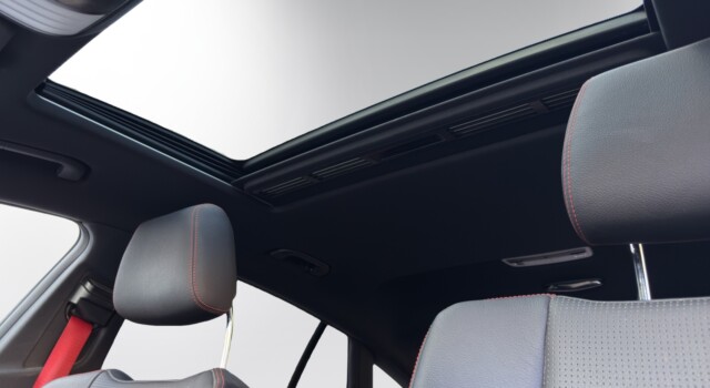 MERCEDES-BENZ CLS 500 4Matic