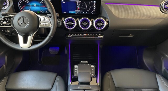 MERCEDES-BENZ EQA 350 4Matic