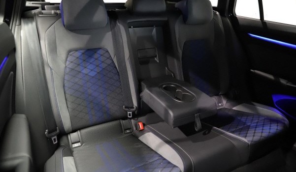VW GOLF Variant 2.0 R 4M DSG