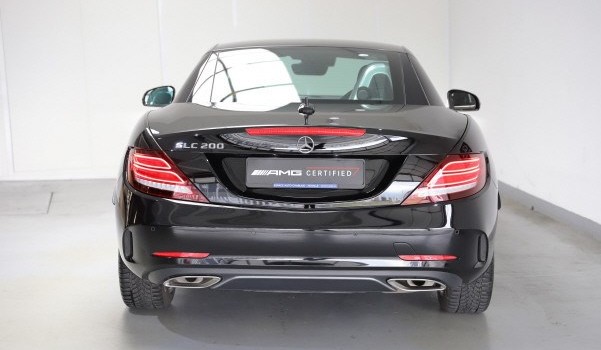 MERCEDES-BENZ SLC 200 AMG Line
