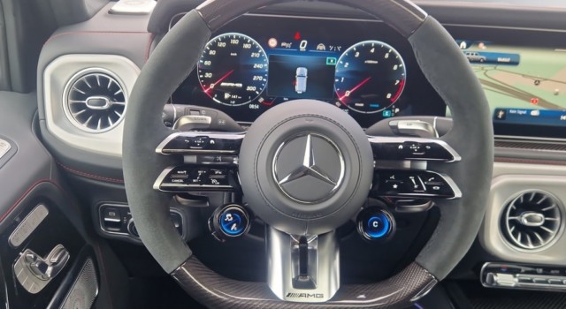 MERCEDES-BENZ G 63 AMG 9G-Tronic