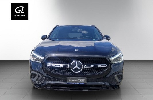 MERCEDES-BENZ GLA 250 Progressive4Matic