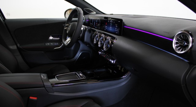 MERCEDES-BENZ A 35 AMG A AMG 35 4Matic 8G-DCT