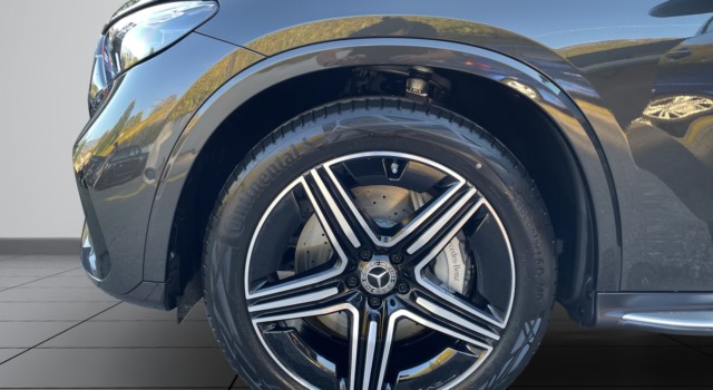 MERCEDES-BENZ GLC 300 4Matic 9G-Tronic
