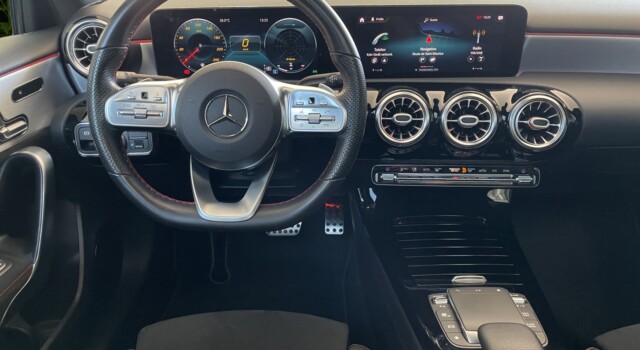 MERCEDES-BENZ A 200 AMG Line 7G-DCT