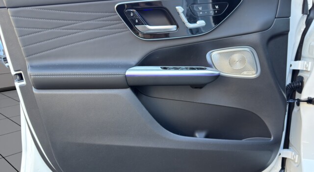 MERCEDES-BENZ GLC 300 e 4Matic EQ Star 9G-Tronic