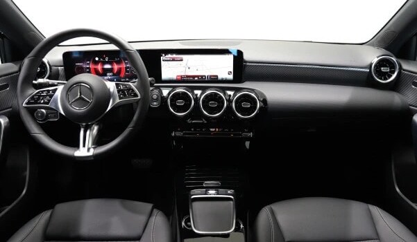 MERCEDES-BENZ A 180 7G-DCT