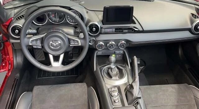 MAZDA MX-5 Skyactiv-G 132 Homura