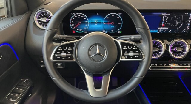 MERCEDES-BENZ EQA 350 4Matic