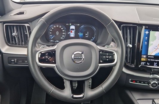 VOLVO XC60 T8 eAWD Polestar
