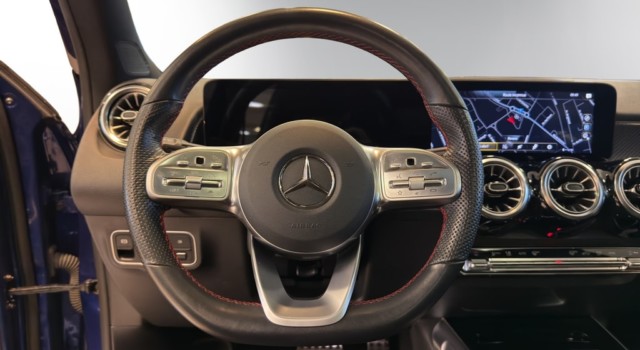 MERCEDES-BENZ GLB 220 d AMG Line 4 MAT.