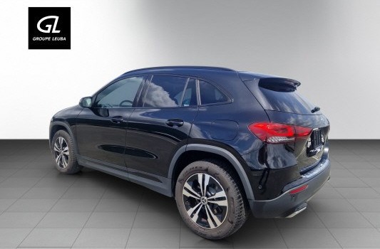 MERCEDES-BENZ GLA 250 Progressive4Matic