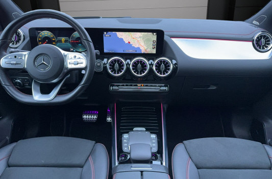 MERCEDES-BENZ EQA 250 AMG Line AMG Line