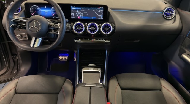 MERCEDES-BENZ GLA 250 4Matic 8G-DCT