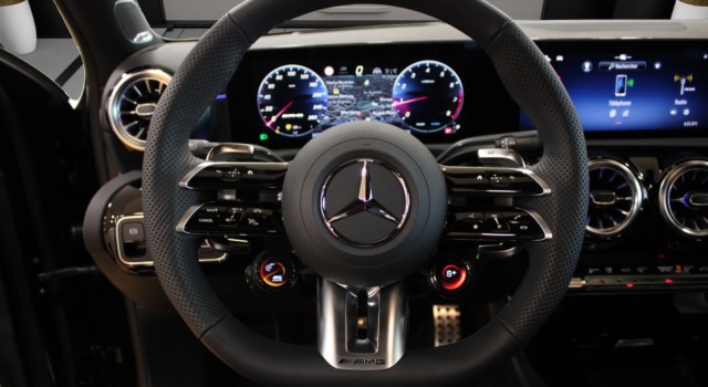 MERCEDES-BENZ A 35 AMG A AMG 35 4Matic 8G-DCT