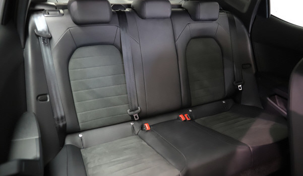 SEAT ARONA 1.5 EcoTSI FR DSG