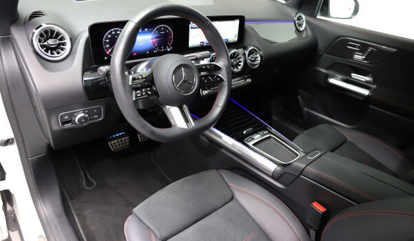 MERCEDES-BENZ GLA 220 d 4Matic 8G-DCT