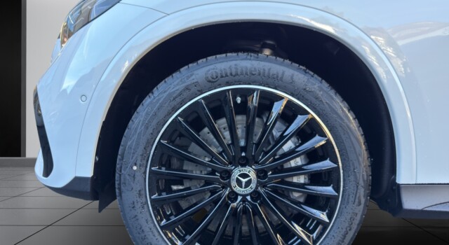 MERCEDES-BENZ GLC 300 e 4Matic EQ Star 9G-Tronic