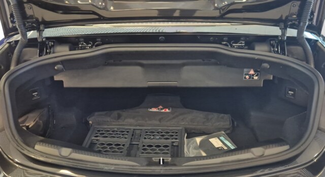 MERCEDES-BENZ E 200 Cabriolet 4Matic AMG Line 9G-Tronic