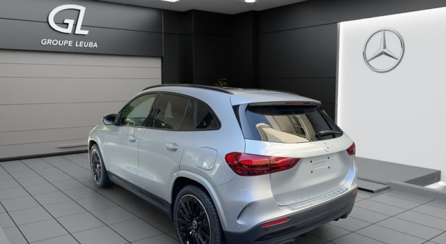 MERCEDES-BENZ GLA 220 4Matic 8G-DCT