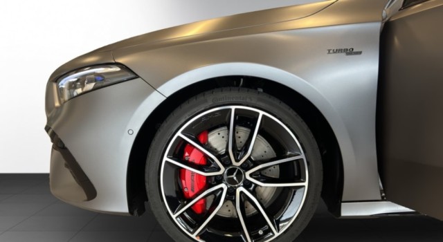 MERCEDES-BENZ A 35 AMG A AMG 35 4Matic 8G-DCT