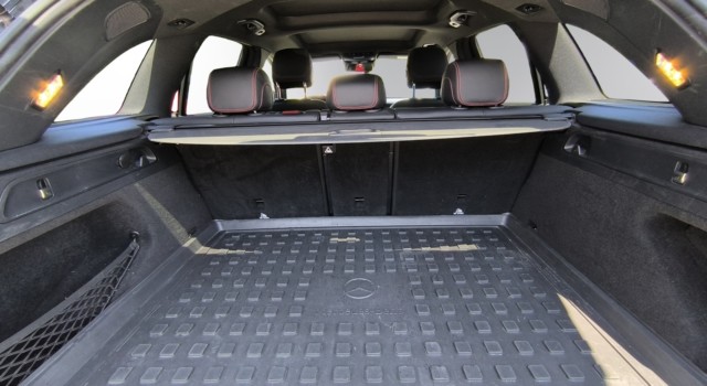 MERCEDES-BENZ GLC 300 e AMG Line 4Matic