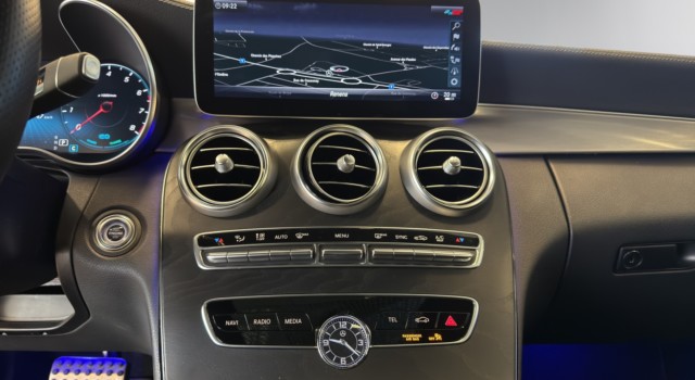 MERCEDES-BENZ C 200 AMG Line 4Matic