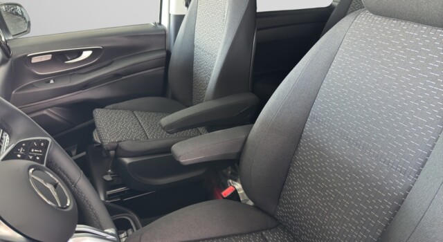 MERCEDES-BENZ VITO 116 CDI Lang Select Family Tourer 4Matic 9G-Tronic