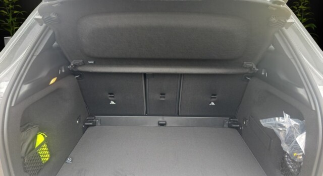 MERCEDES-BENZ GLA 200 Night Star 7G-DCT