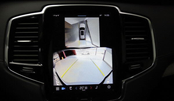 VOLVO XC90 T8 eAWD PluginHybrid Ultra Dark Geartronic