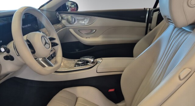 MERCEDES-BENZ E 200 Cabriolet 4Matic AMG Line 9G-Tronic
