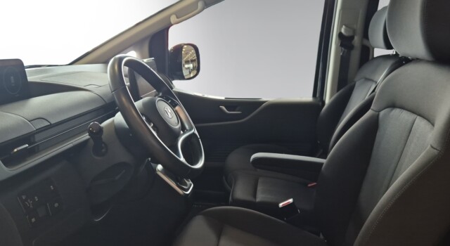 HYUNDAI STARIA Wagon 2.2 CRDi Amplia 4WD A