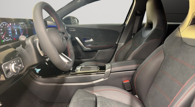 MERCEDES-BENZ A 220 4Matic 8G-DCT