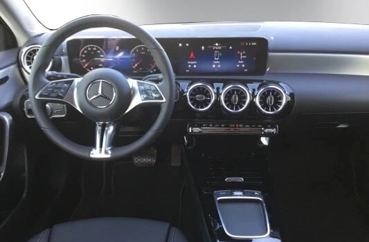 MERCEDES-BENZ A 220 4Matic 8G-DCT