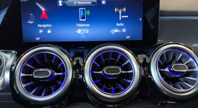 MERCEDES-BENZ GLB 220 4Matic 8G-Tronic