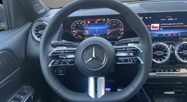 MERCEDES-BENZ GLB 250 4Matic 8G-Tronic