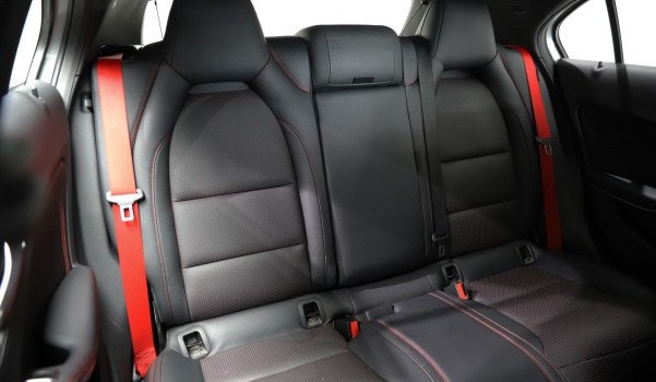 MERCEDES-BENZ A 45 AMG 4Matic