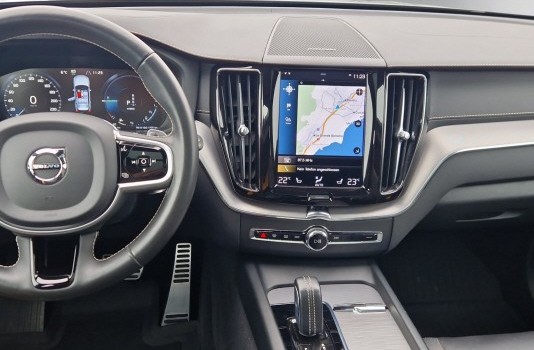 VOLVO XC60 T8 eAWD Polestar