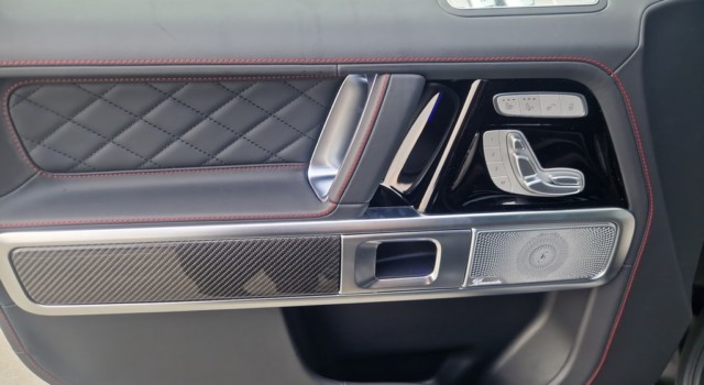 MERCEDES-BENZ G 63 AMG 9G-Tronic