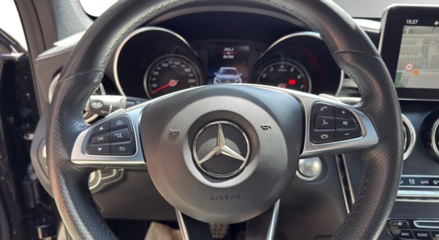 MERCEDES-BENZ GLC 250 AMG Line 4Matic 9G-Tronic