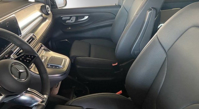 MERCEDES-BENZ V 300 d lang Swiss Edition 4Matic 9G-Tronic