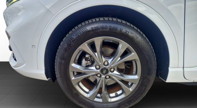 FORD KUGA 2.5 PHEV Titanium 2W