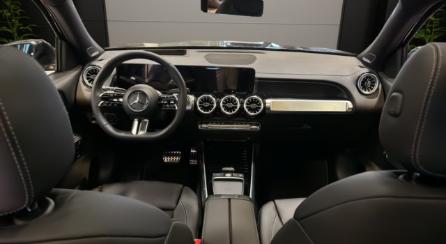 MERCEDES-BENZ GLB 250 4Matic 8G-Tronic
